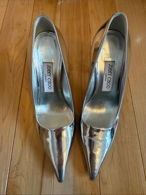 Jimmy Choo Silver Mirror-Finish Pointed Toe Pumps